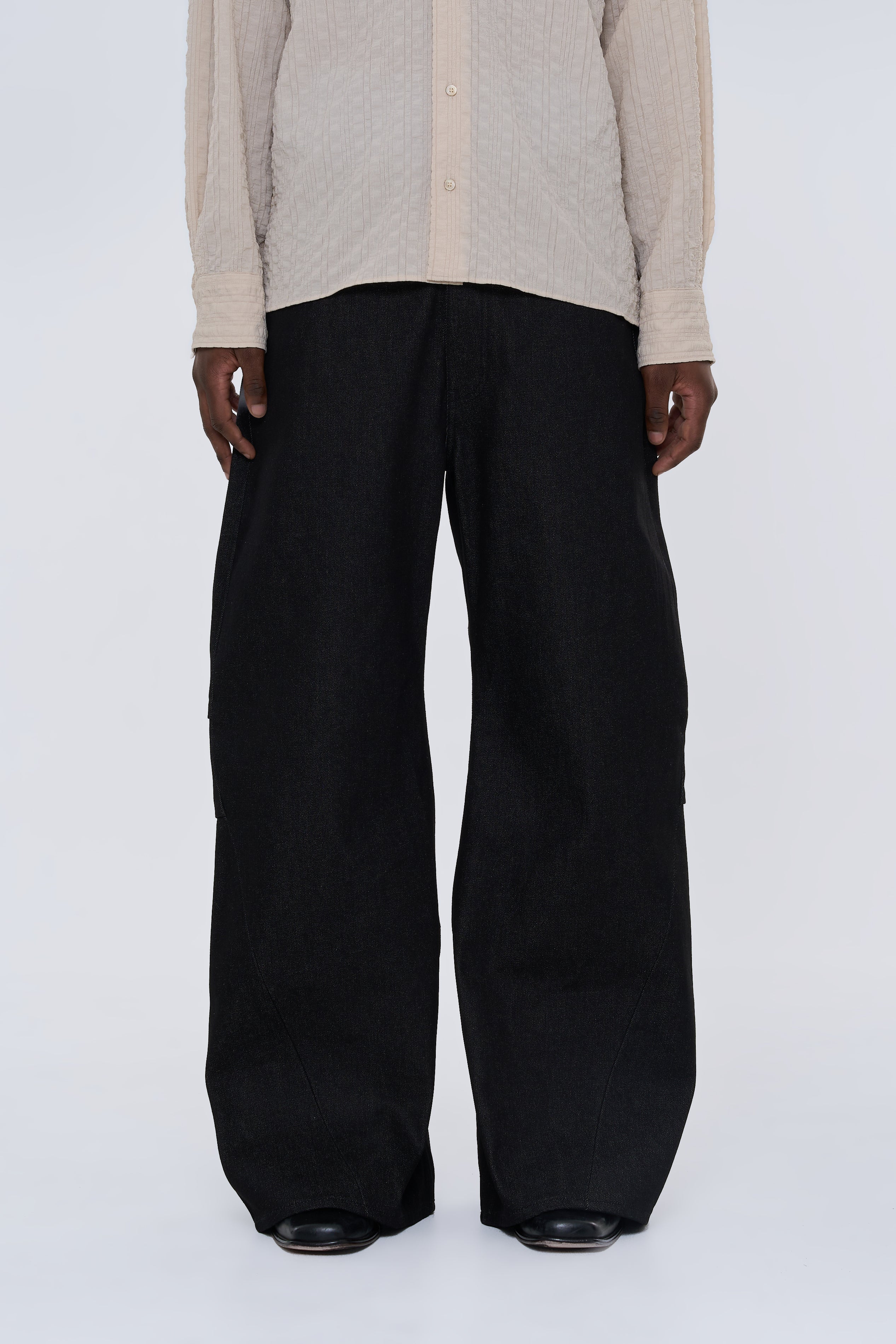 Knee Tuck Flare Denim